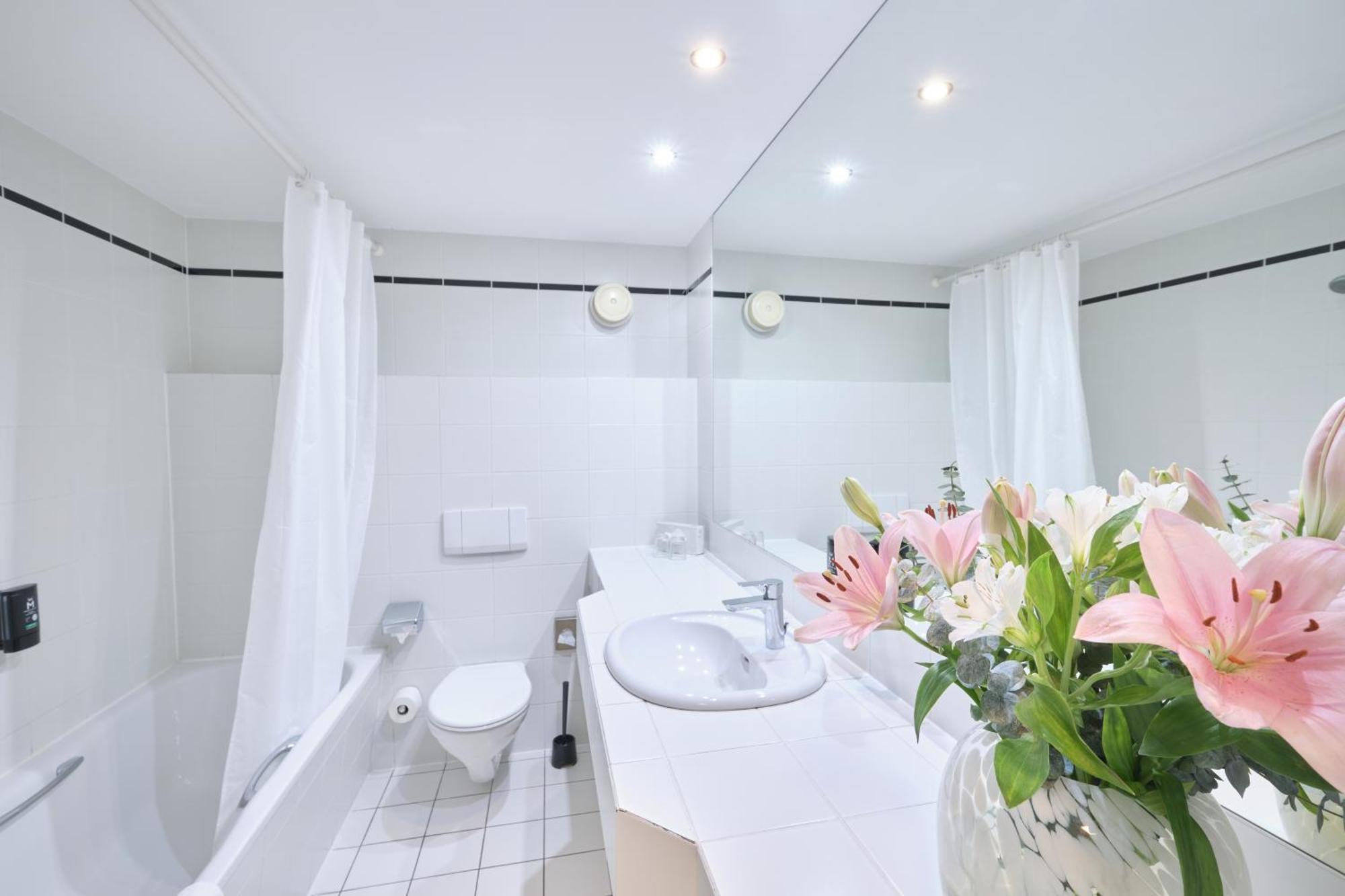 Hotel Plaza Duisburg Luaran gambar