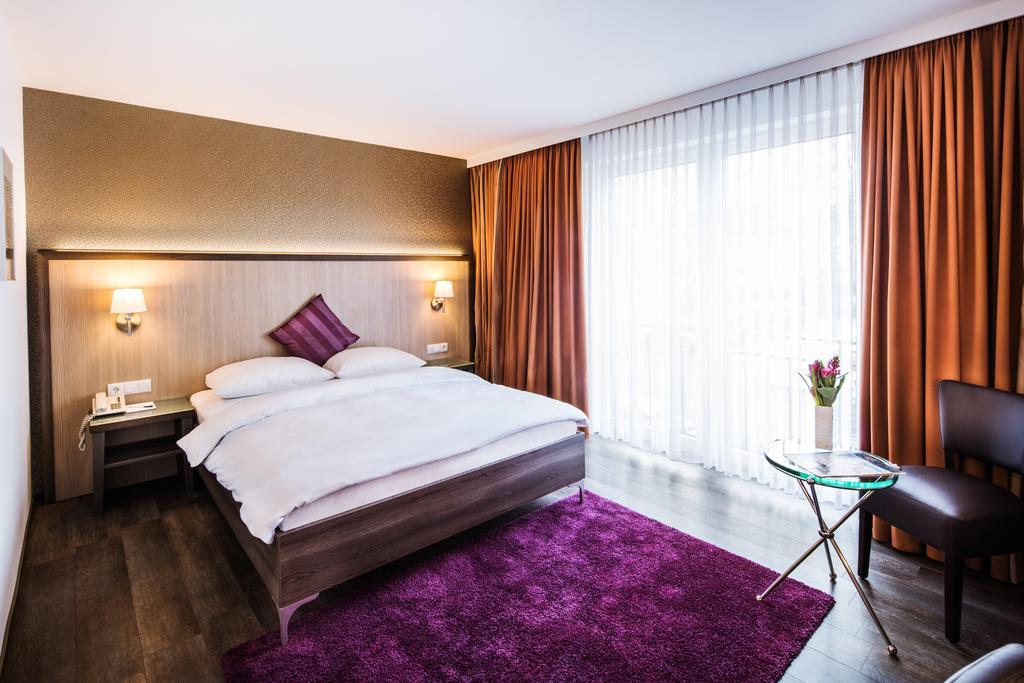 Hotel Plaza Duisburg Luaran gambar