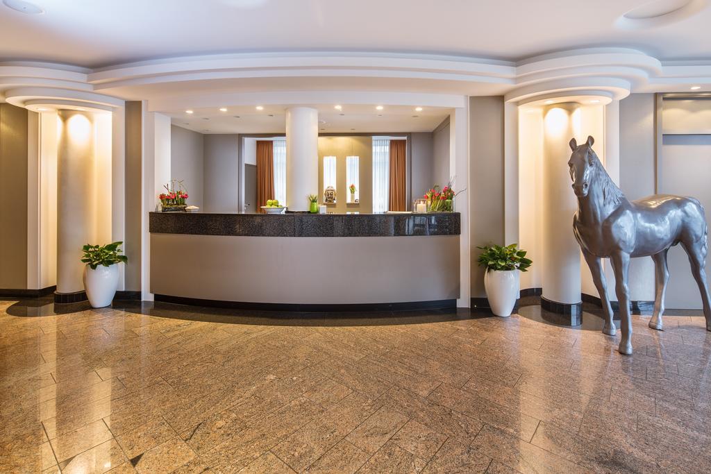 Hotel Plaza Duisburg Luaran gambar
