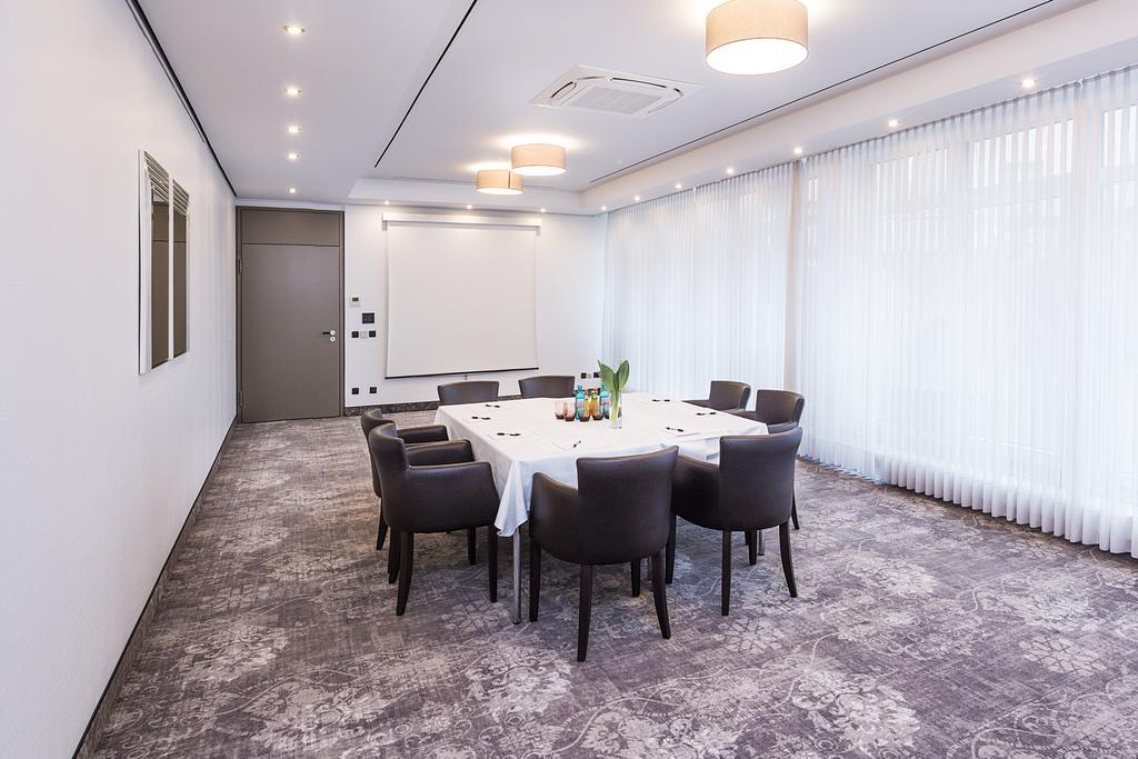 Hotel Plaza Duisburg Luaran gambar