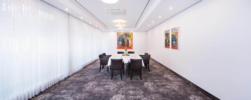 Hotel Plaza Duisburg Luaran gambar